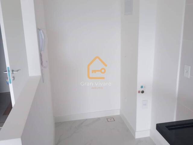 Casa para Venda em São José dos Campos - 4