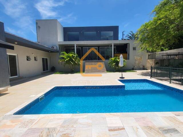 Venda em Condomínio Colinas do Parahyba - São José dos Campos