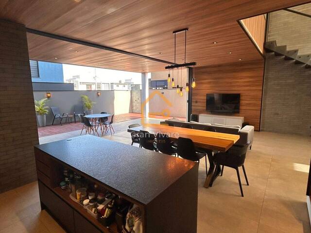 #SO98 - Casa em condomínio para Venda em São José dos Campos - SP