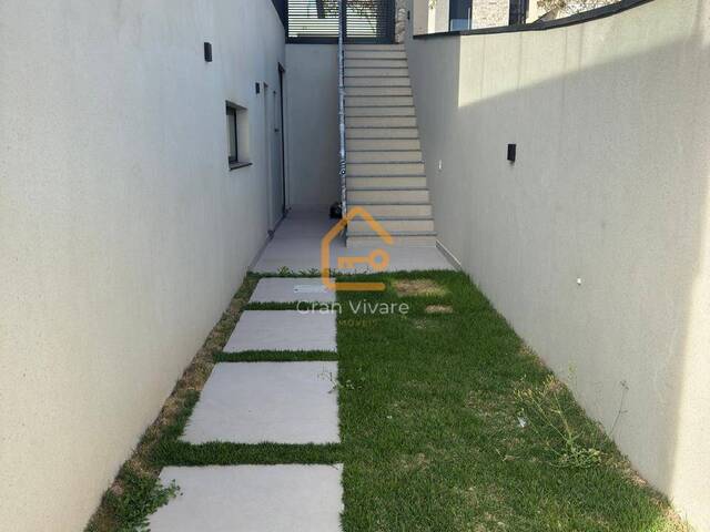 Casa para Venda em São José dos Campos - 4