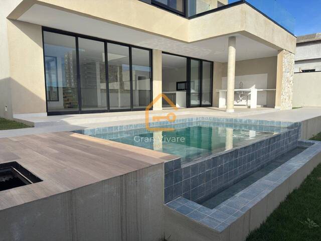 #SO101 - Casa para Venda em São José dos Campos - SP