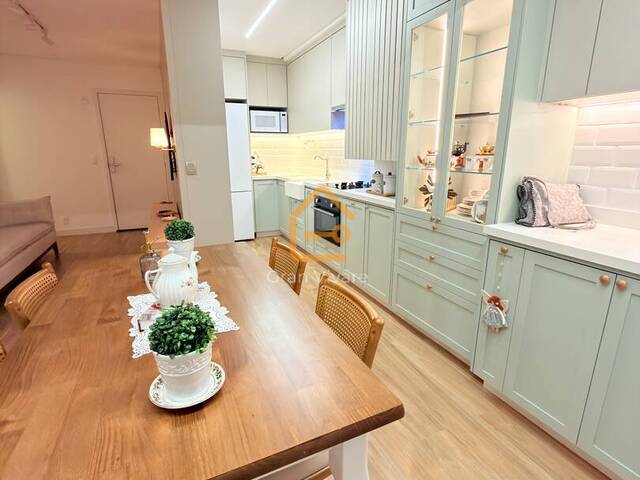 Venda em Loteamento Villa Branca - Jacareí