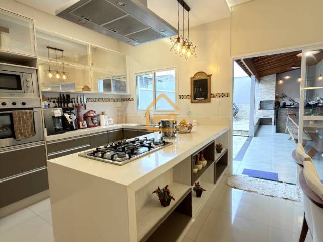 Venda em Loteamento Villa Branca - Jacareí