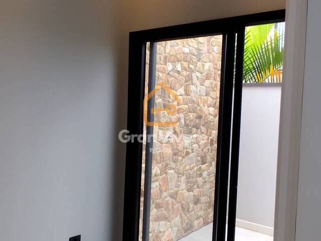 Casa para Venda em São José dos Campos - 5