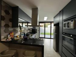 #SO01 - Casa em condomínio para Venda em Jacareí - SP